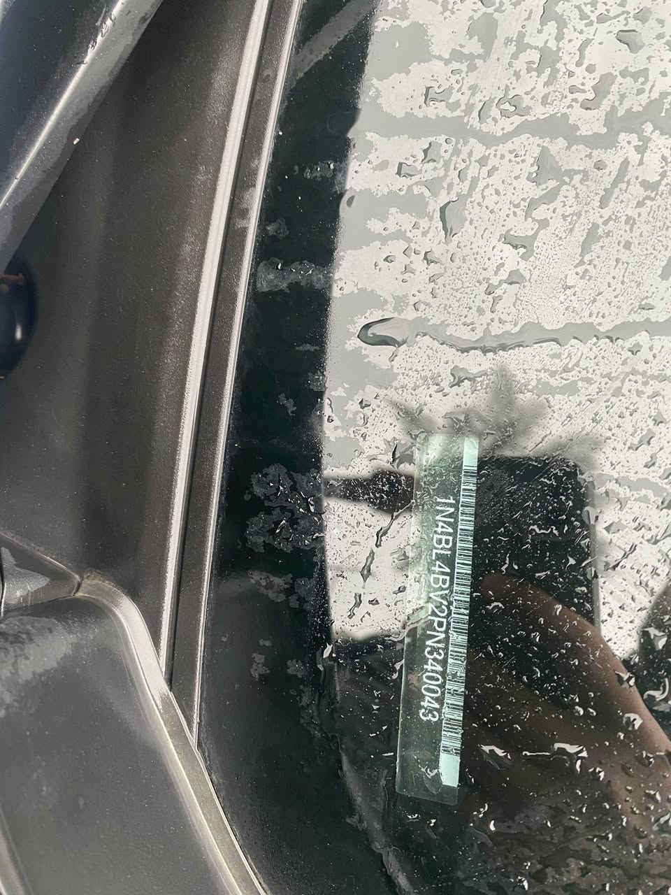 السلام عليكم
نيسان التيما 2023 

المواصفات s

بصمة

تشغيل عن بعد

لايتات زينون

تحديد مسار 

رادارات اربع جهات 

ويل SL

كامرة

ماشية45000 ميل

وبعد بيها هواي مواصفات 

الضرر جاملغ امامي جهة سكن مبدل وقبق الجنطة سرقة فقط ومبدل 

الرقم السليمانية خصوصي 

سنوية 2030 مرقم جديد 

المكان كركوك 

رقم الموبايل ***********

السعر خابر وتدلل يرهم مراوس وي سيارة دفتر وجوة
