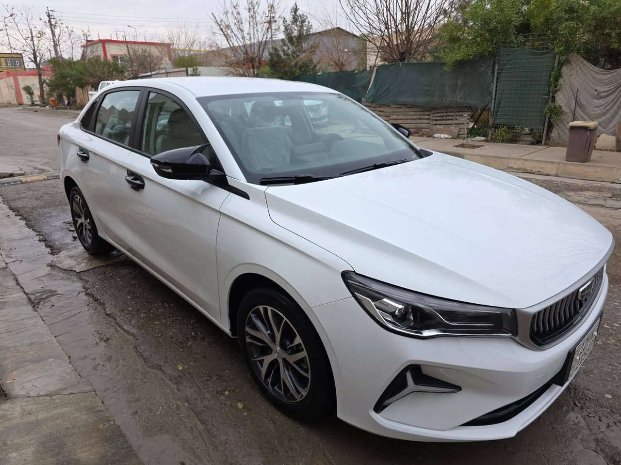 Geely emgrand 2026

جيلي ايمگراند موديل 2026 بي بوياخ بي شوخت حيساب سفريي بو ده كريت ته نها 3 هه زار روشتوه زه ماني شەریکەی باجگر ٦ ساڵ
كامل كه ملياتي بو كراوه گاعيه قالب بلاجكتورى ليدي پيش و پشتي بو كراوه ناو دعاميه امپافيرى بو به ستراوه
رقم هه وليره 
شوين هه ولير
نرخي 123 مجالى برايانه
موشتريت تيل بكه
0750 428 8891 أربيل, العراق
