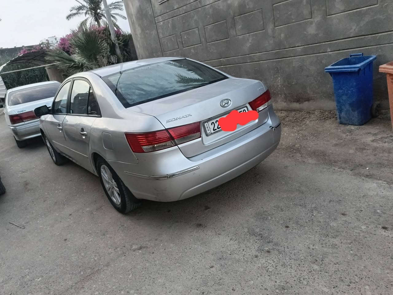 سوناتا موديل 2010 گصه جنطه محرك 2000مكاني القرنه السعر 45 وبيه مجال الرقم *********** السياره نظيفه حيل
