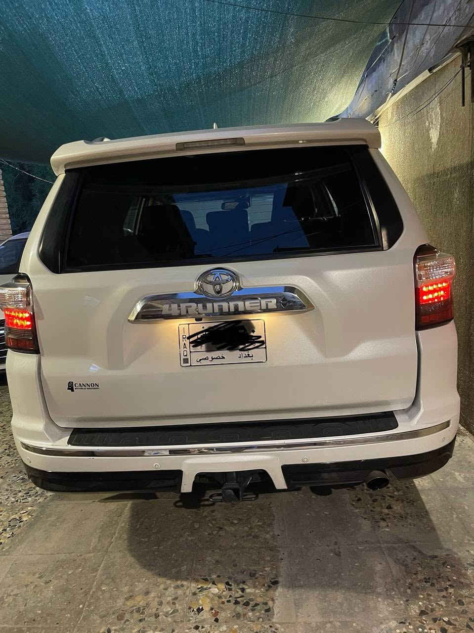 تويوتا فور رنر لمتد (4Runner Limited) - 2022 ✅

سعرها ادخل ع رابط https://t.me/carssofiraq/16275

 اللون: أبيض صدفي (لؤلؤي)
 السعة: 7 ركاب
 العداد: 58 ألف كم فقط
⚙️ المواصفات والمميزات:
 المحرك والأداء: محرك 4000cc - 6 سلندر، دبلات هايدروليك (اللون الأحمر)، نظام تعليق (X-REAS) الرياضي المحسن، نظام التحكم النشط في الجر (A-TRAC).
 السلامة والأمان: رادار أمامي وجانبي، 5 كاميرات محيطية، حساسات أمامية وخلفية، نظام تحديد المسار، مانع تصادم، مانع انزلاق.
 الرفاهية والداخلية: كشنات جلد كهربائية مع نظام تدفئة وتبريد، وضعيات مقعد السائق، فتحة سقف، 8 سماعات JBL، نظام كار بلاي وأندرويد أوتو، تبريد مناخي منفصل.
 إضافات تقنية: تشغيل عن بعد، مصدر طاقة منزلي 120 فولت، مراية السائق أوتو، 5 جامات أوتو، تحكمات مرايا جانبية، جنط (إطار) مقاس 20، سبير ويل كب.
🛠 حالة السيارة:
 الصيانة: تخم تايرات ودسكات جديدة، باتري جديد.
 الحالة: السيارة فيها حادث (موضح في الصور).
 الوثائق: رقم بغداد باسمي (تحويل ثاني يوم).
🔄 المراوس: مستعد للمراوس بموديل أعلى.
📍 المكان: بغداد - المنصور.
📞 للاستفسار: يرجى التواصل عبر واتساب أو الاتصال على الرقم: ***********
.
.

🚗اعرض سيارتك ع اقوى قناة تلكرام و واتساب و صفحتي فيسبوك للبيع و شراء سيارات ادخل ع رابط 👈 https://t.me/carssofiraq
