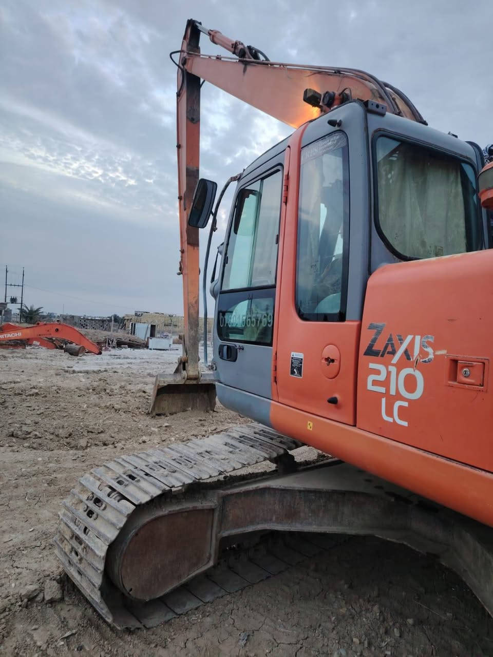 لبيع زت جب طويل 2006/16/اصل/ مكفوله كفاله عامه/ من محرك /بم كاز/ مضخه /كله علا وضع الشركه / حداديه فول /تبريد شغال /كهربائية كله شغاله/ رقم ذي قار ألماني/ سنويه مجدد 29  بسمي/لستفسار/***********
