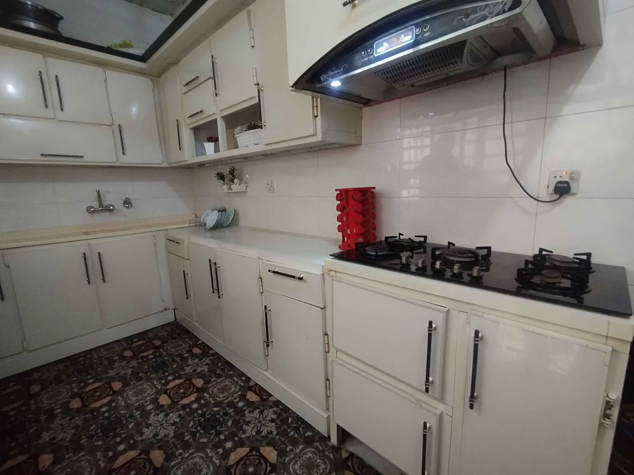 كاونتر ثمن امتار اربع امتار ملحق واربع امتار ارضي فقك السنكي مرمر مع ساحبه وطباخ السعر 900 عنوان نجف براكيه النجف, العراق


**إذا كنت صاحب هذا الإعلان وتريد حذفه لأي سبب، رجاءا أرسل رسالة إلى الدعم الفني**