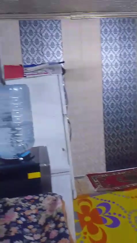 السلام عليكم نص قطعة البيع المساحه 72 قطاع 74 قريبه على الشارع العام سابع  بيت الشارع على فرع  عريض قرب الجامع السعر 85 وبيها مجال بسيط الاتصال على هذا الرقم***********
