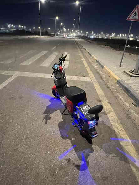 سلام عليكم R9للبيع دراجه نضيفه وكامله اي نقص مابيها ماعده بس لتكيه لوره ولستان شوي بي ثكل بلرفع بس لدراجه نضيفه واي شخط مابيها ماشيه قليل سعر450،تواصل ع واتساب ***********،مكان بصره تقاطع الكزيزه
