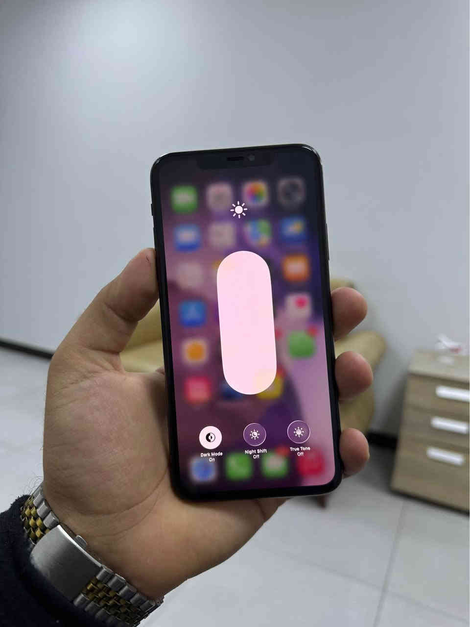 ايفون ١١ برو ماكس. ذاكره ٢٥٦. للبيع 

شاشه مبدل ٣ خيارات نوعيه حلوه بدون مشاكل 
بطاريه جديده 
فيس ايدي واكف 

  بدون مشاكل ثانيه 

المكان بغداد

السعر ٢٠٠ الف 

*********** بغداد, العراق
