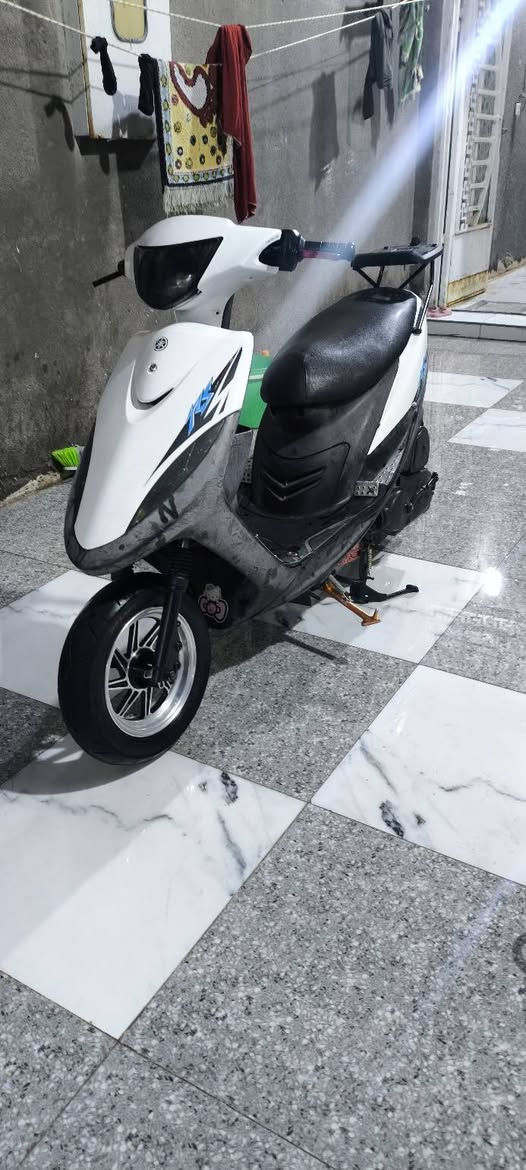 دراجه ماكس للبيع اوراق
مزود ٥٥ شلعه ومعدل دراجه نشطه وبيها هواي تزويد 

صالنصه FM يدات تزيود دراجه كامله نكره سلف 

سعر  500بيها مجال بسيط حك الجيه ***********
