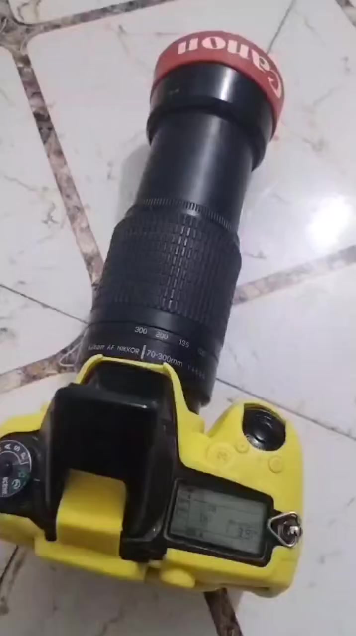 سلام نيكون 7000 لبيع مستعجل ع بيعته بيهه خلل بسيط التحكم بل زون يدوري مو تلقائي السعر 250 الشراي هاذه رقمي ***********
