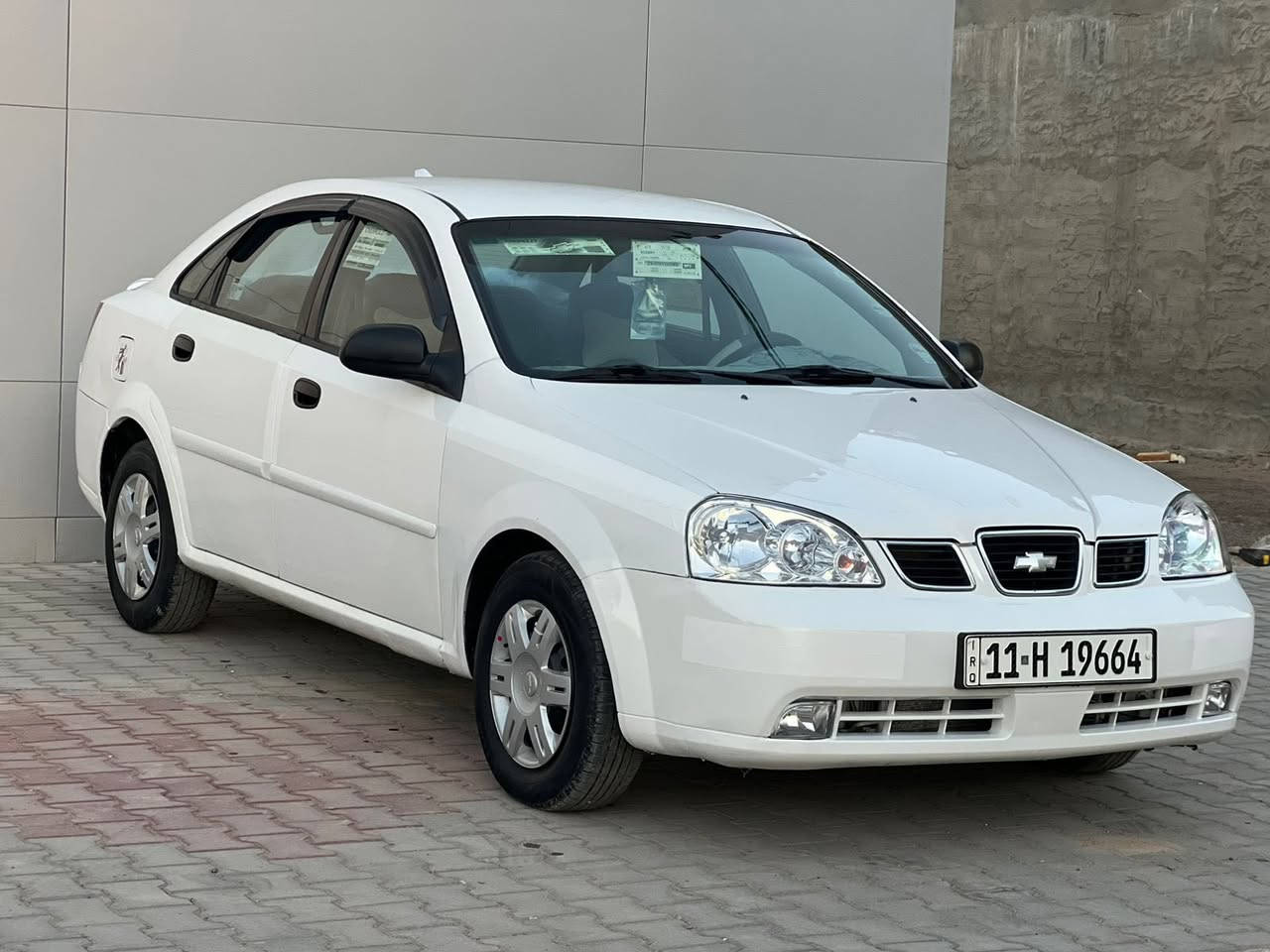 السلام عليكم للبيع بسعر مناسب جدآ 
أوبترا موديل 2004 مؤسسه كير محرك 
شرط صدر امامي خلفي شرط تدفئه تبريد 
ثلج ❄️ رقم بغداد دولي شرط التحويل والغرامات بيه الهلات صبغ سعر 63 وبيه مجال للشراي اعتذر عن الاقصاط والوعده 
مكاني تكريت القادسيه للاستفسار ***********
***********
