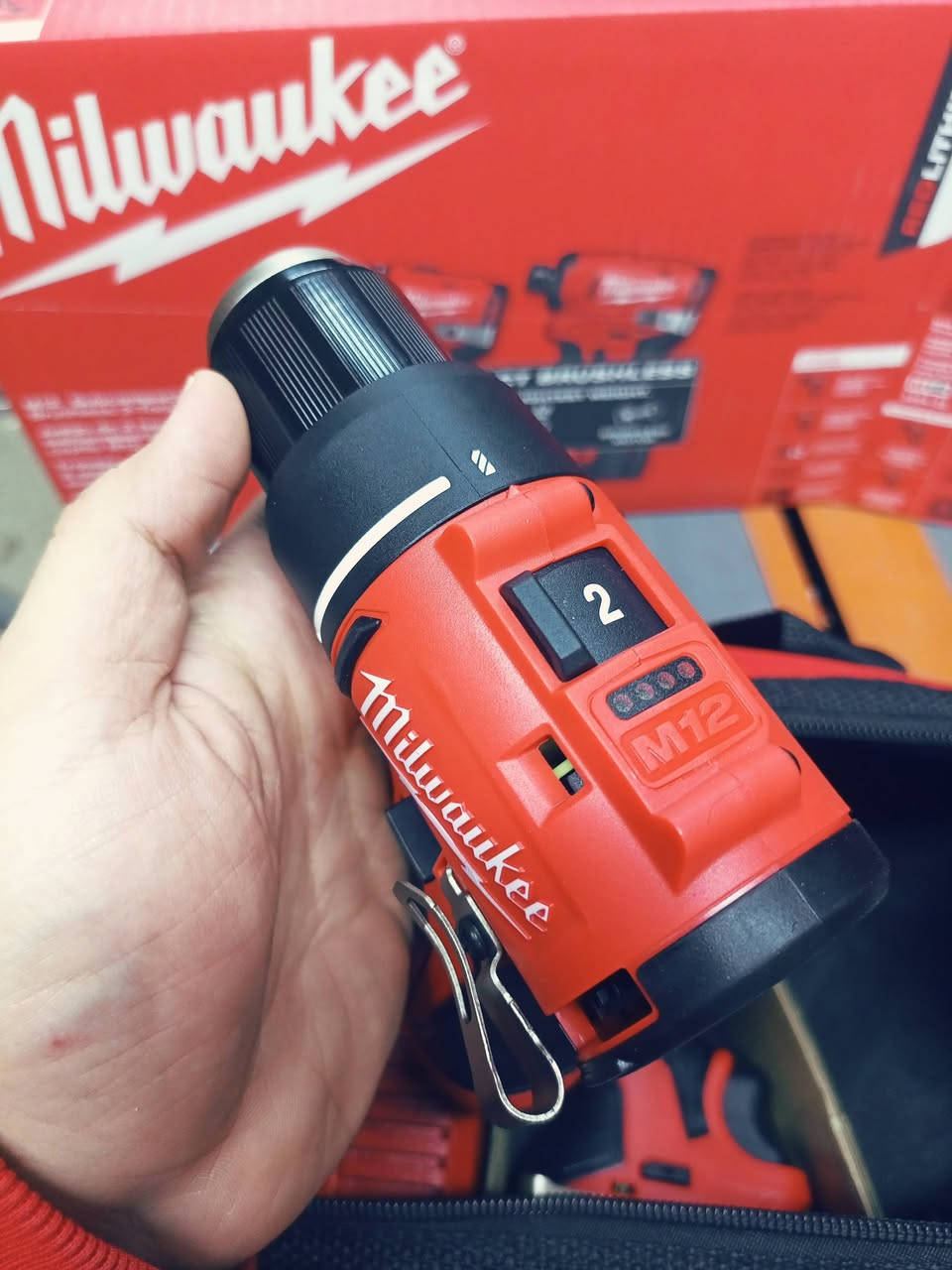 عرض خاص
دريل ميلواكي ٢٠٢٥ m12
جديد اصلي 
 صنع فيتنام 
دريل طوبة حديد     ١٣٥ الف 
دريل امباكت.    ١٣٥ الف 
بطارية ٣٠
شاحنة ٣٥ 
مكاني بغداد حي العدل 
يوجد توصيل 
***********
واتساب
