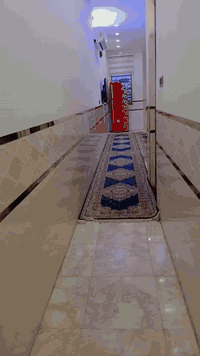 السلام عليكم
دار للبيع طابق واحد جاهز كامل فول جديد بناء حديث 
مساحه 127 متر 
واجهه اربعه امتار ونص نزال 26

زراعي 
عنوان  حي رقيه مجاور حي الصحفيين في البلديات 
خدمات ماء كهرباء مجاري 
الفرع مجاور اسواق جدو
شارع عرظه 12 

للاستفسار اكثر الاتصال على الرقم التالي 
***********
