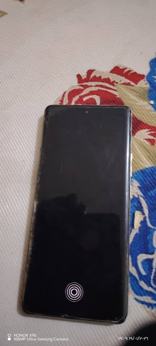 realme 12 Pro 5G
تظیف کامل ملحقات ویا علی ایدی ای شخط مابي 
سعر 300 قفل مو شراي لا تعلق افضل من يرغب بالاتصال عالرقم التالي ***********
