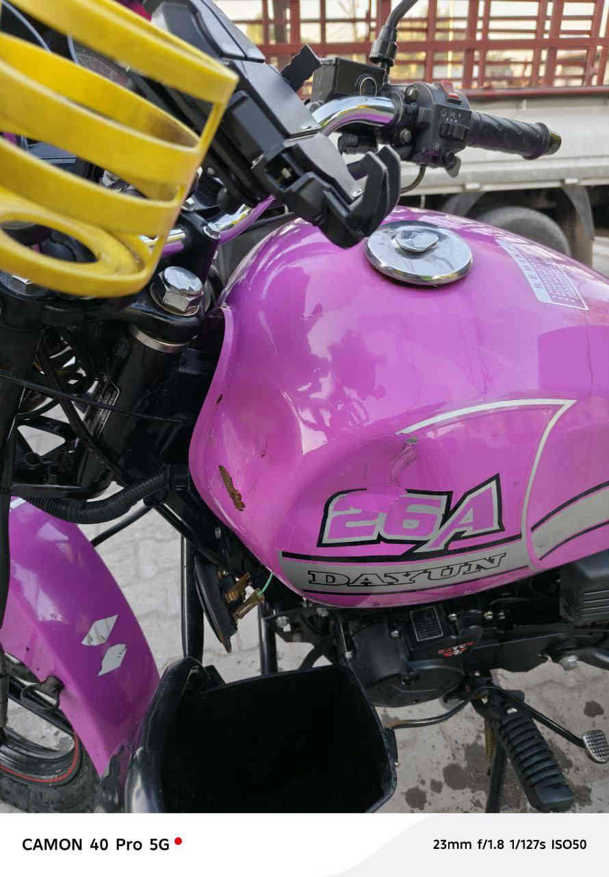 السلام عليكم
دايوان موديل 2023 الدراجة مرقمة تحويل ثاني يوم 
الدراجة خير من الله تجي تشغل وتطلع تراي وين ميعجبك 
جيب فيتر وتعال افحص 
كل نواقص ما بيها كلها شغالة الدراجة وهاي الصور يمك الدراجة مكفولة من كلشي 
السعر خاص 
رقم الهاتف: ***********
