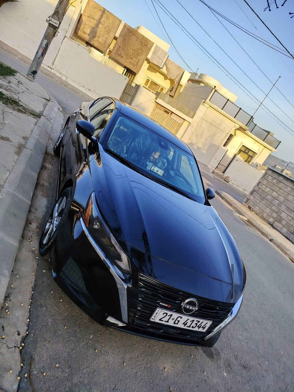 نيسان التيما موديل ٢٤ماشيه 21مايل بدون حادث بدون صبق سياره شركه***********
