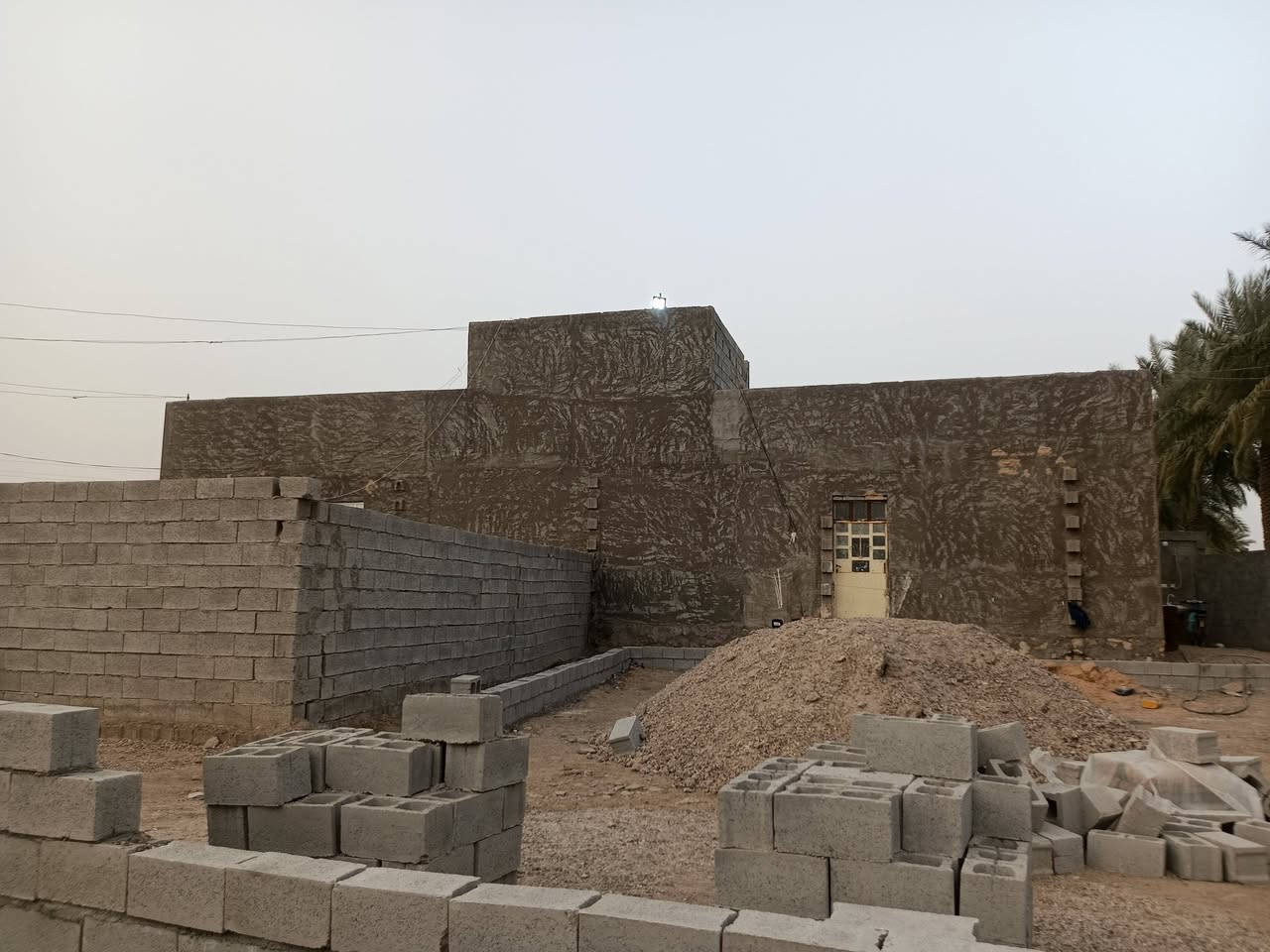 يعلن #مكتب المرتضئ للعقار
عن توفر مشتملات عدد 2  
يحتوي كل مشتمل ع غرفتين نوم وصاله ومطبخ
جاهزات للسكن
المساحه الكليه 800متر 
يتوفر جميع الخدمات
سعر المشتمل الواحد 28مليون وقابل للتفاوض

للمزيد من التفاصيل زياره مكتب المرتضئ للعقار في الرمادي قرب الطاحونه او الاتصال ع الرقم التالي

***********
#المتابعين
