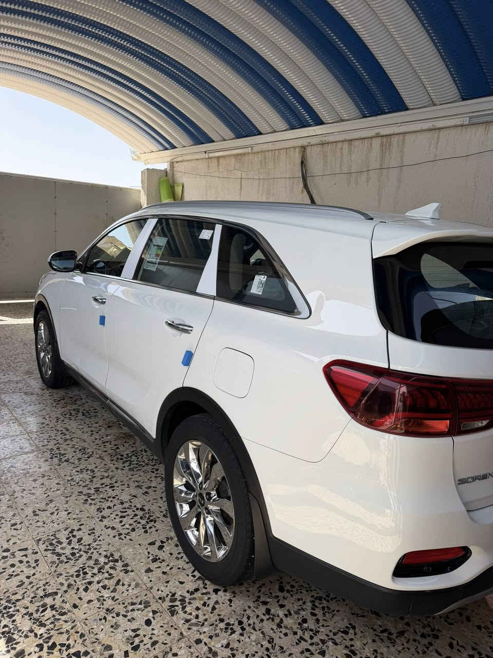 سورنتو  2019    6 سلندر تحويل ثاني يوم بيها جاملغ وباب جهة العبري السياره كلش حلوه ونضيفه  السعر ب١٨٠ وبيها مجال قليل ميسان العماره حي القصور ***********/***********
