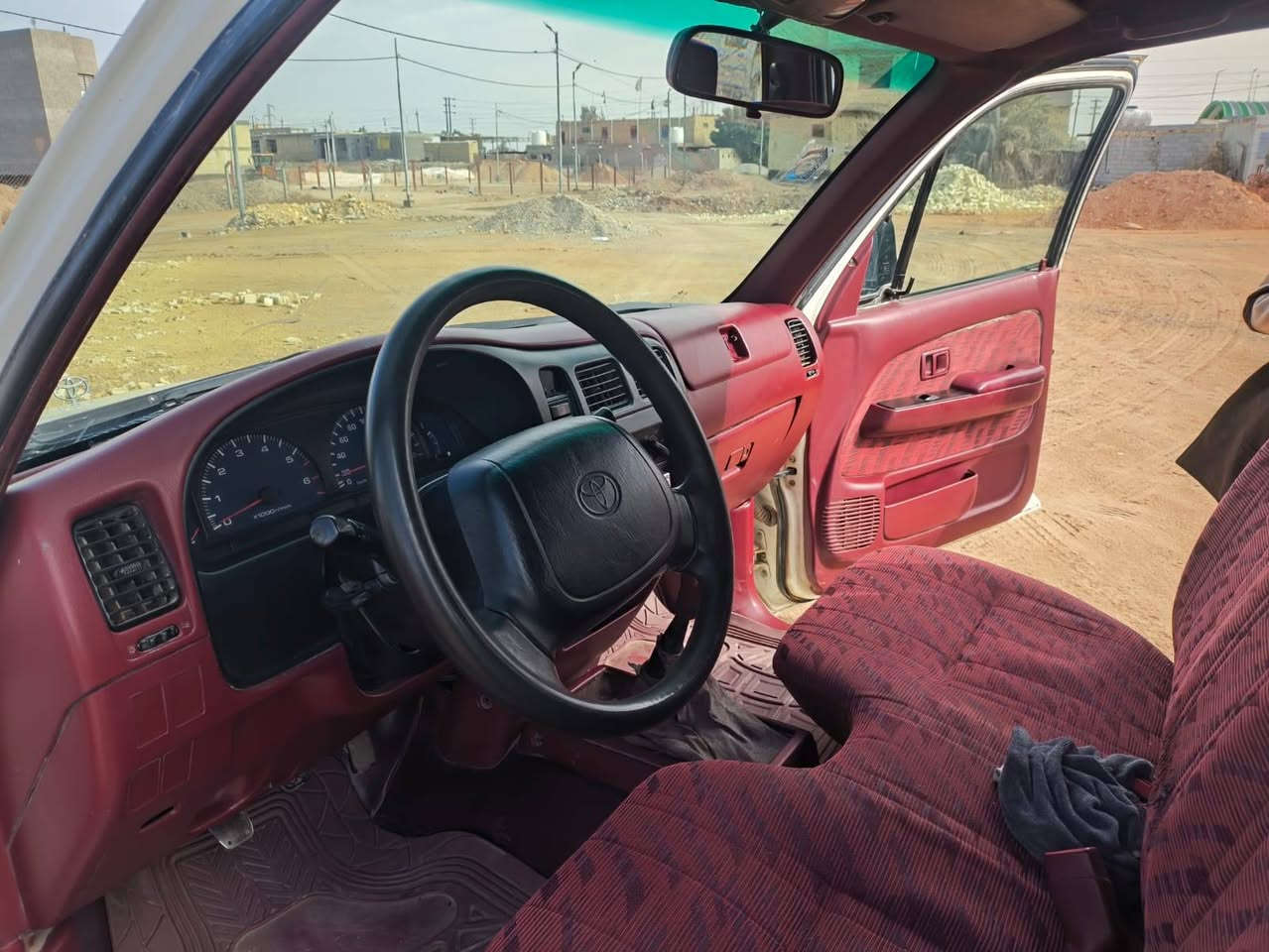 سلام عليكم
بيكم للبيع مديل 2001 شرط الفحص سونار كفاله

محرك مامفتوح وكير مامفتوح حداديه كهربايات جاهزه

رقمه (بغداد) ل29 السعر 120 وبيه مجال للشراي

اتصال مكانه ديوانيه *********** سياره مال جناي
