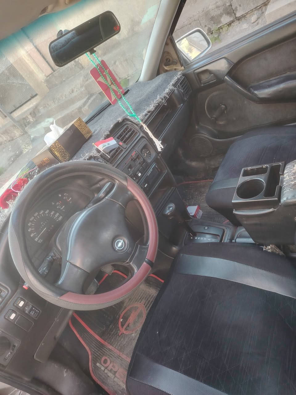 اوبل فكتره حجم 20 موديل 90 شرعي موصل مشروع وطني محرك بي اثر نفخ  تومامتيك شرط وكاله وتحويل السعر 35 وبي مجال ***********
