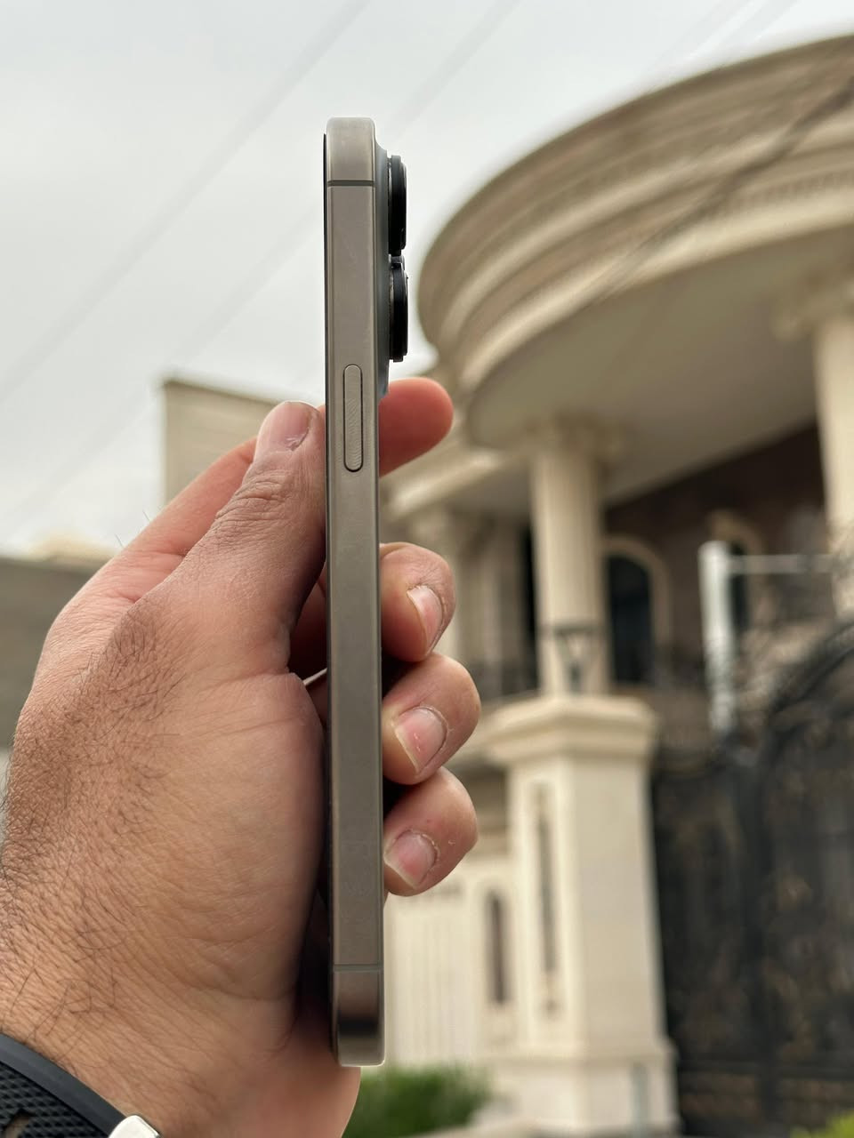 السلام عليكم ايفون 15 بطاريه85 ذاكره256 جهاز زلغ زغير مآبي نضافه ميه بل ميه كفر اصلي لاسق شاشه كارتونه موجوده كيبل شحن فقط بدون راس مكاني بغداد قريب حي الجهاد ***********
