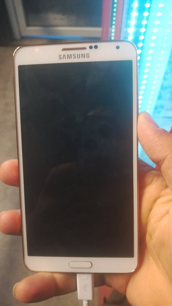 نوت 3 فتح كارتونة بس للبيع


**إذا كنت صاحب هذا الإعلان وتريد حذفه لأي سبب، رجاءا أرسل رسالة إلى الدعم الفني**