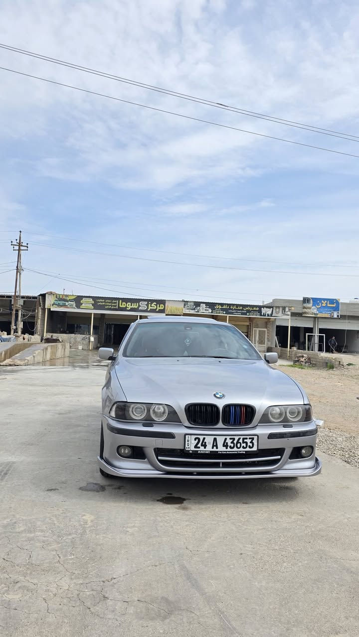 الهم صلي على محمد و ئال محمد
BMW e39 
موديل 2001
محرك 530i v6
ويل M
سقف سلايت 
تايرات لوك 
كير محرك مكفوله 
كهربائيات مكفوله 
بردة خلفية كهربائيه بلادية 
لون سلفر مميز 
استيرن F10
شاشه + كامرا
رقم جديد لحد 2031 و هزة و براد جديد 
بدون اي ضربة 
و صبغ جم قطعة بس اني ابيع صبغ حزام الباقي صبغ بلاد خالي من الضربات 
سيارة كلش حلوة و مال بيت 
رجائا محتاج لبيعها اذا مو شراي لا تسال كل شي موضح ❤️
مكان السيارة كركوك 
سعر المزيونه 117 
رقم المبايل ***********
