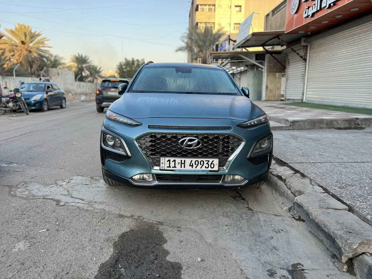 السلام عليكم 
كونا موديل 2018 
رقم انكليزي الجديد 
كشنات جلد تبريد 
دركة ستيرن تبريد 
مري شفط 
التشغيل بصمة والابواب 
داتا شو
ويل 18 
اللون تركوازي 
مانع انزلاق مانع انحدار 
السيارة فول عدا البانوراما 
السيارة خليجية حادثها جاملغ وبنيد بيها صبغ بونيد وجاملغ والدعامية الامامية 
السيارة ماشية 48 الف كم 
السيارة مكانها بزيونة المكاتبة مع الشرعي شرط التحويل 
السعر 14000$ بيها مجال حق الجية 
السيارة كاملة فقط الرادار الامي عاطل
للاستفسار ***********
