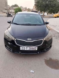 سلا عليكم عندي فورتي لبيع موديل 14 سياره كامله ان امكمله كير ومحرك خير...