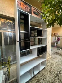رفوف كوزمتك • مستعملة • ٤ قطع