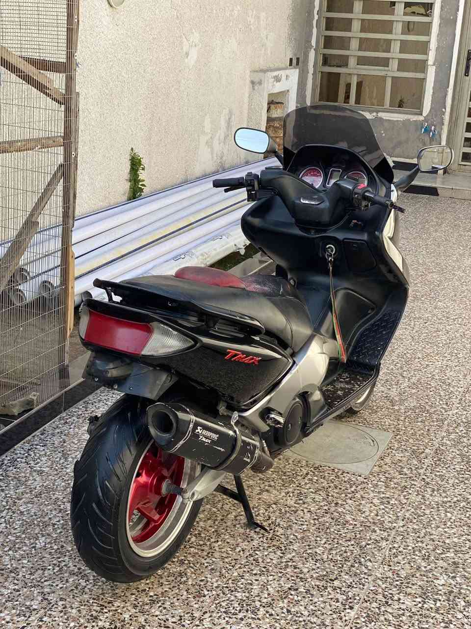 سلام عليكم تي ماكس 2008 دراجه غير من الله شلعه و معدل فول طيران لون اسود دشبول احمر دراجه خير من الله  دراجه سعر 20 وبيها مجال الطيبين وذا اكو مراوس عادي واخذ فرق مكان الكاضميه بغداد الرقم (***********)
