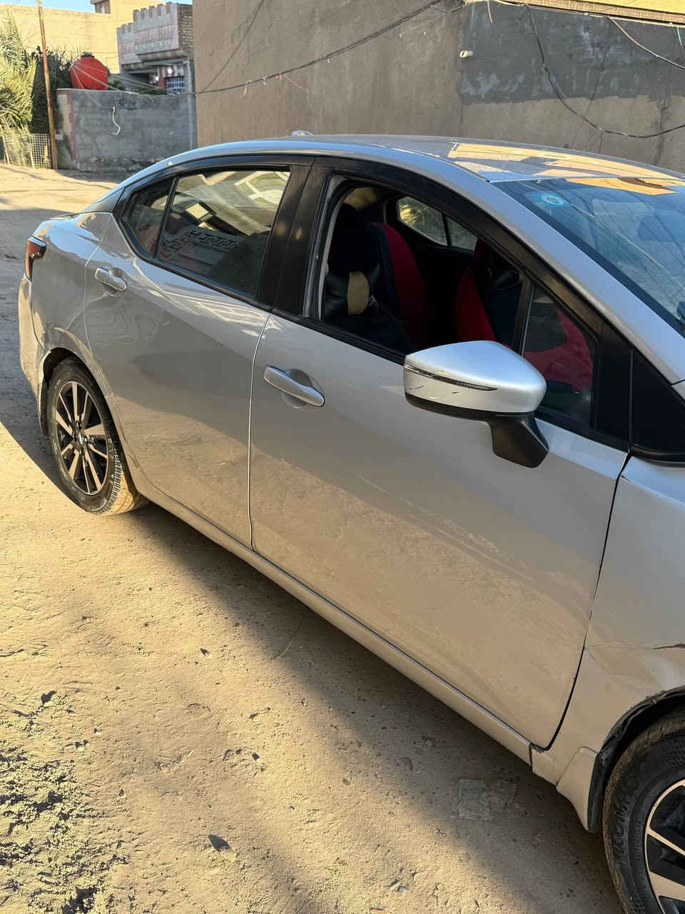 🚗 للبيع – نيسان فيرسا 2021 🚗
سيارة نيسان فيرسا موديل 2021
📍 رقم بغداد
🎨 اللون: سلفر
📏 الممشى: 112 ألف ميل
🔧 الحالة: ✔️ محرك وكير بحالة جيدة ومكفولة
✔️ السيارة تمشي طبيعي وما بيها مشاكل تشغيل

بيها نقص بحجر البيئة
الحساسات الخلفية تحتاج تصليح
الصدر الأمامي تعبان
الجاملغ  الأمامي بي ضرر (يرجع على البارد)
💰 السعر: (105$ ) قابل للتفاوض للجادين
📞 التواصل: (***********)
