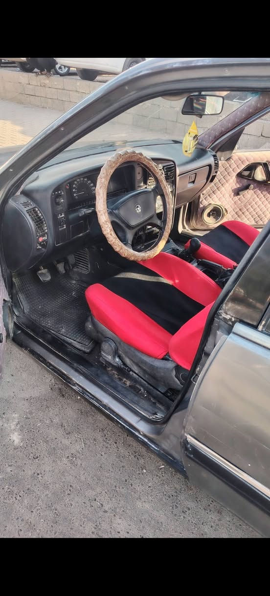 السلام عليكم اوميگا ستيشن للبيع محرك كير شرط صدر قبل اسبوع شديتو سنويه لل٢٧ تريد وكاله تريد تحويل ***********
