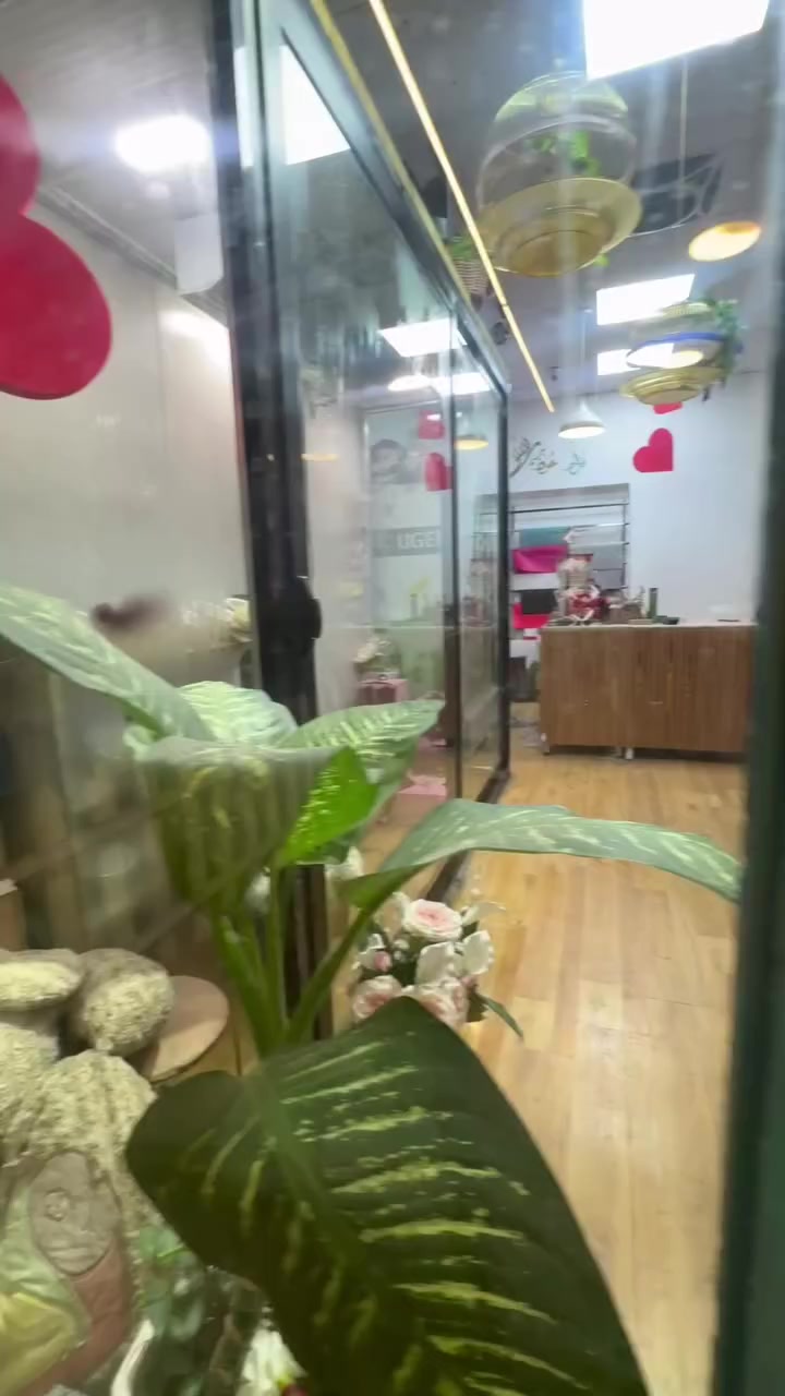 السلام عليكم اي احد محتاج براد مع جام مع ايطار كامل موجود للبيع مستعملي سنه وحده فقط ثري فيز
بلسحب يسحب اقل10 امبير
مع قطعه خارجيه وداخليه وبورد كامل كله ابيع
وعندي غراض تخص الورد طبيعي وصناعي اهل ورد اي احد محتاج محل للبيع 

عنوان بغداد/ كراده مسرح الوطني فرع كرزات بعلبك 
***********
