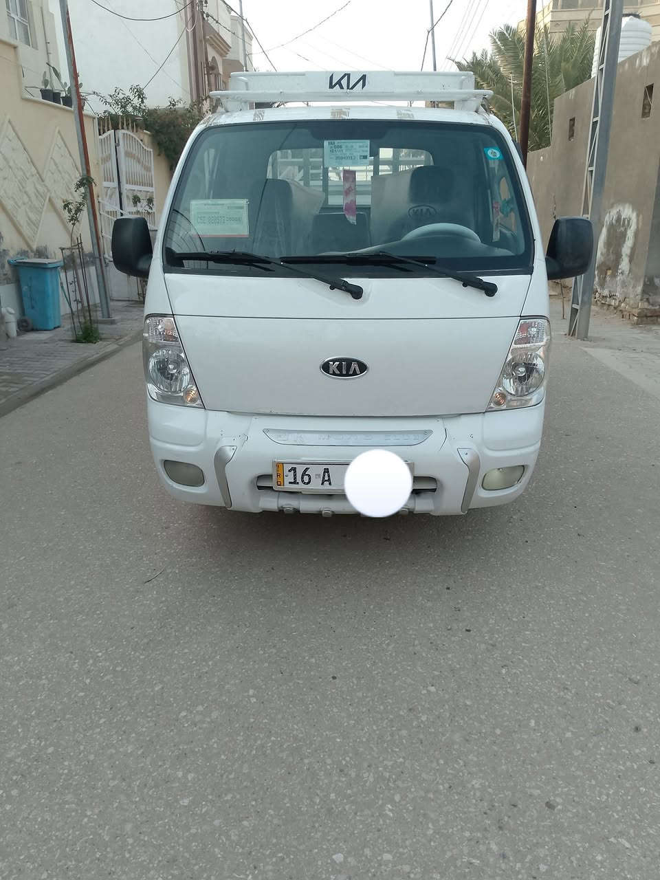 السلام عليكم كيا للبيع موديل 2012مكفوله كفاله عامه رقم قادسية انكليزي  مشروع وطني سنويه مجدده لل 30 الاستفسار الاتصال على الرقم***********
