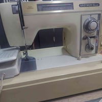 مكينه ابرذر الاصليه نظيفه مثل مابل الصوره تعمل خياطه ونقشات 20 عمليه ا...