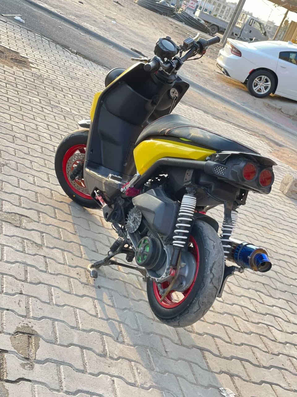 سكنس جبلي للبيع
مكينه 59
كلجات WF
 كفرات بلادي ليموني
اكزوز بوري عدل هاون 
عليها يدات 
جامرلغ امامي كاربون 
كشن رياضي 
طلعات 
ستان جانبي 
سعر الدراجه
مليون و 350 الف وبيها مجال 
عنواني كربلاء
***********
