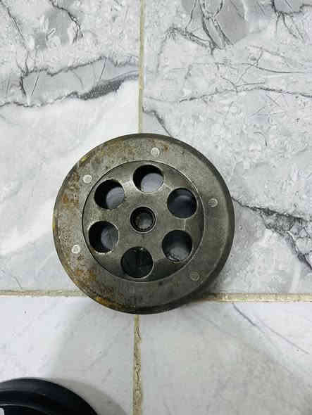 غراض مال تفصيخ ماكس بس الكابريتا تجاري جديديه وبنز الخلفي واحد منهم اصلي والخ تجاري انطيني سعرك عجبني ابيعك جوء السوك ابيعلك *********** خاص مفتوح
