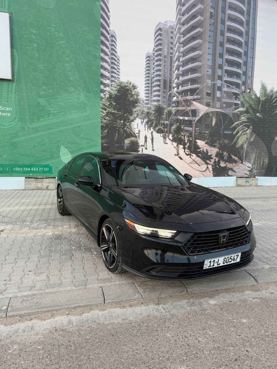 هوندا اکورد سبورت 2023 هايبرد
مكينه 2000 تنفس طبيعي هايبرد  
شاشه كبيره 
Auto Apple carplay
فتحه سلايد 
قيادة شبة ذاتية Autopilot 
كاميره خلفيه 
كشن كهرباء  
رادار امامي 
رادار خلفي
مانع تصادم Auto Break 
Auto hold  
تحديد مسار 
تصحيح مسار
مثبت سرعه cruise control 
مانع انزلاق 
دخول ذكي 
اناره ترحيبيه 
هندبريك كهربائي 
لايت عدسات زينون 
حساسات دخول الانفاق 
4 انظمه قياده ECO-EV-SPORT-Individual Mode
ماشية 45,000 mil قابل للزيادة 
عليها ادامة كاملة 
السيارة عليها تخم تايرات جديد 
فلاتر شوته +تبريد جديد
شمعات احتراق سيراميك جديد
بخاخات (نوزلات) جديد اصلي وكالة 
الصيانه الدوريه كلها مسويلها
السياره حادثها  خشم البنيد مسحوب بارد بدون قطرة صبغ حتى الدعامية ما مصبوغة صور الحادث بالمنشور +سونار 
السعر $200 وبيها مجال بيع او مراوس 
رقم التلفون علية وتساب 
***********  
مكان السيارة بغداد حي الخضراء
