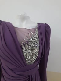 فساتين • أسعار مناسبة • برطلة