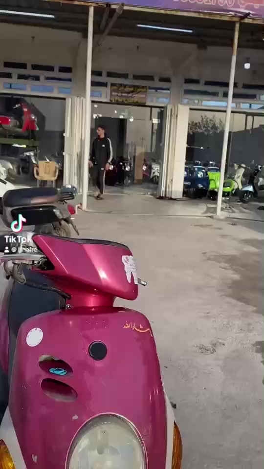 السلام عليكم
فلة للبيع 🛵

مكفولة كفالة عامة

الدراجة مال رمبة كل نقص مابيهة ربع مذب عليهة تجي وتفحص وشوف بعينك

السعر 800 وبيهة مجال

مكاني مسيب سدة الهندية 

متواجد خاص ***********
