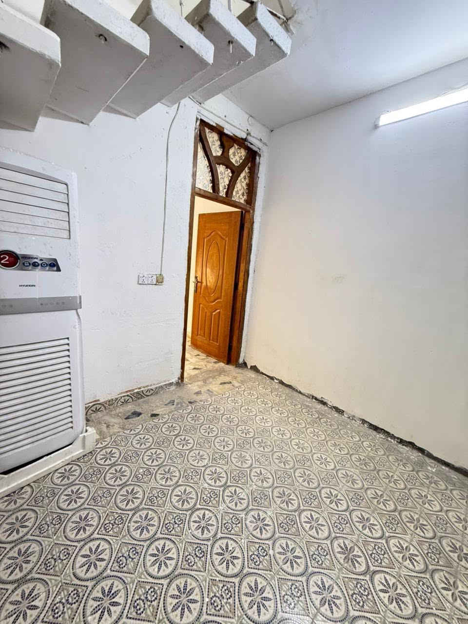 � للبيع بيت سكني في منطقة الجمعية

📍 الموقع: منطقة الجمعية – قرب حديقة السيسبان

📐 المساحة: 100 متر مربع

🛏 التفاصيل:

* 3 غرف نوم

* هول

* استقبال (ضيوف)

* مطبخ

* حمام

📌 مميزات الموقع:

* قريب جداً من حديقة السيسبان 🌿

* بجانبه جامع

* قريب من مدرسة ابتدائية ومتوسطة

* قريب من مستوصف

✨ موقع ممتاز وخدمي مناسب للعوائل

📞 للتواصل: [***********]

📩 مراسلة
