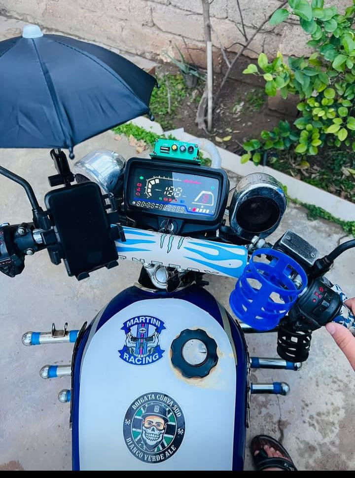 سيفان للبيع محدث 24 فول نشاط وترتيب الدراجه انضف من الصورة وشرط اي نقص مابيها ربع دينار ماتصرف عليها السعر 650 وبي مجال للشراي رقمي *********** بي واتساب
