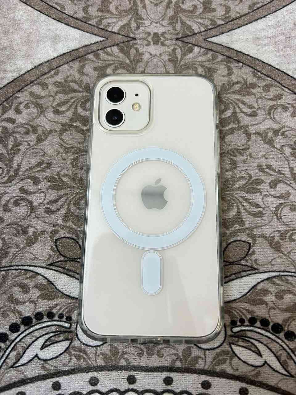 ايفون 12 
ذاكرة 64
بطارية 72
مبدل شاشة و ظهر 
ملحقاته شاحنه 
السعر 280 و بي مجال + توصيل


**إذا كنت صاحب هذا الإعلان وتريد حذفه لأي سبب، رجاءا أرسل رسالة إلى الدعم الفني**