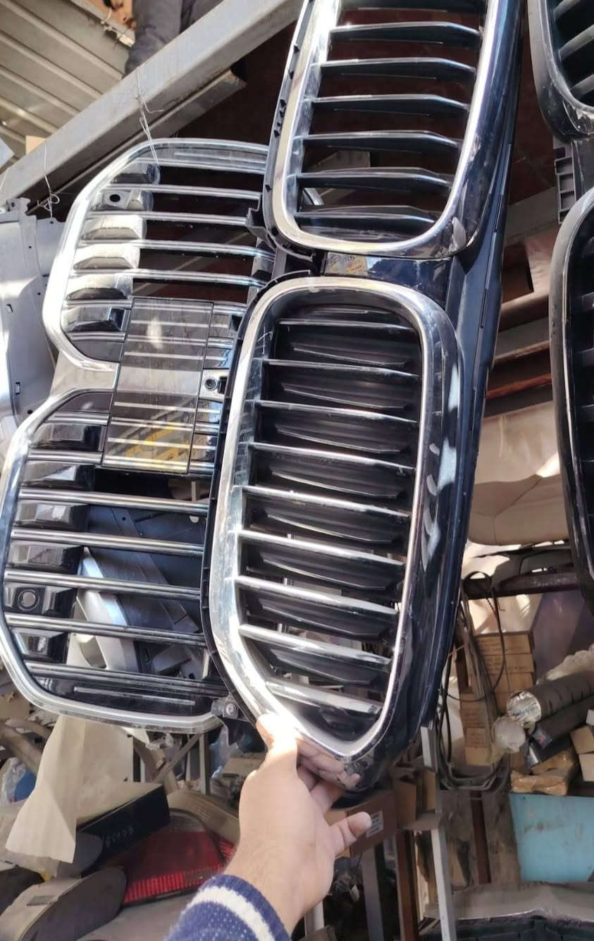 السلام عليكم متوفر جميع شبابيك BMW
من موديل 2000الى مديل 2026
اسعار مناسبه جداً (بنص السعر الي ينباع بسوك)
*********** متوفر واتساب
