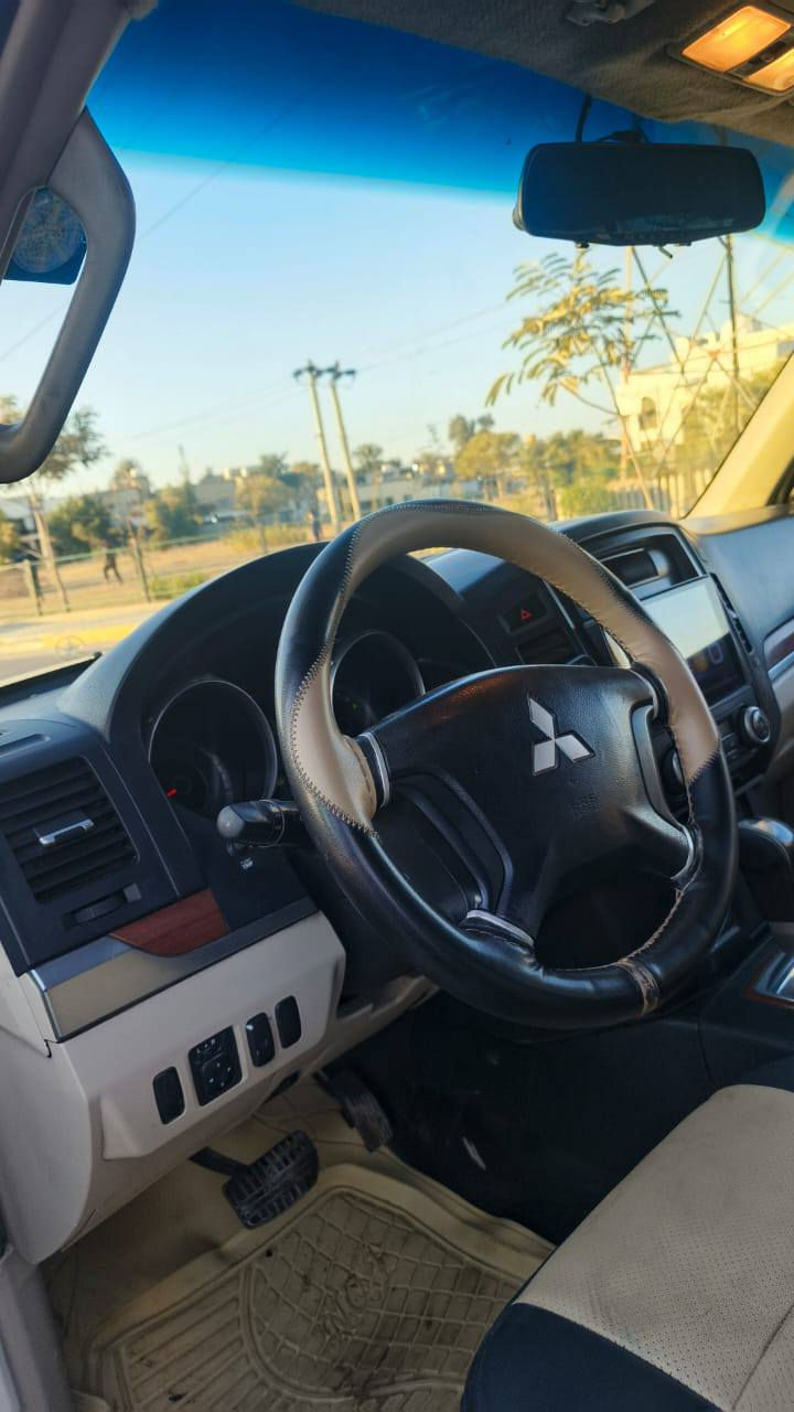 باجيرو موديل 2008 باسمي خليجي محرك 3000 صبغ عام تبديل قمارة كير محرك صدر امامي خلفي مكفول تبريد شغال التدفئة السعر 85 وبيها مجال الرقم ***********//*********** بغداد السيدية بغداد, العراق
