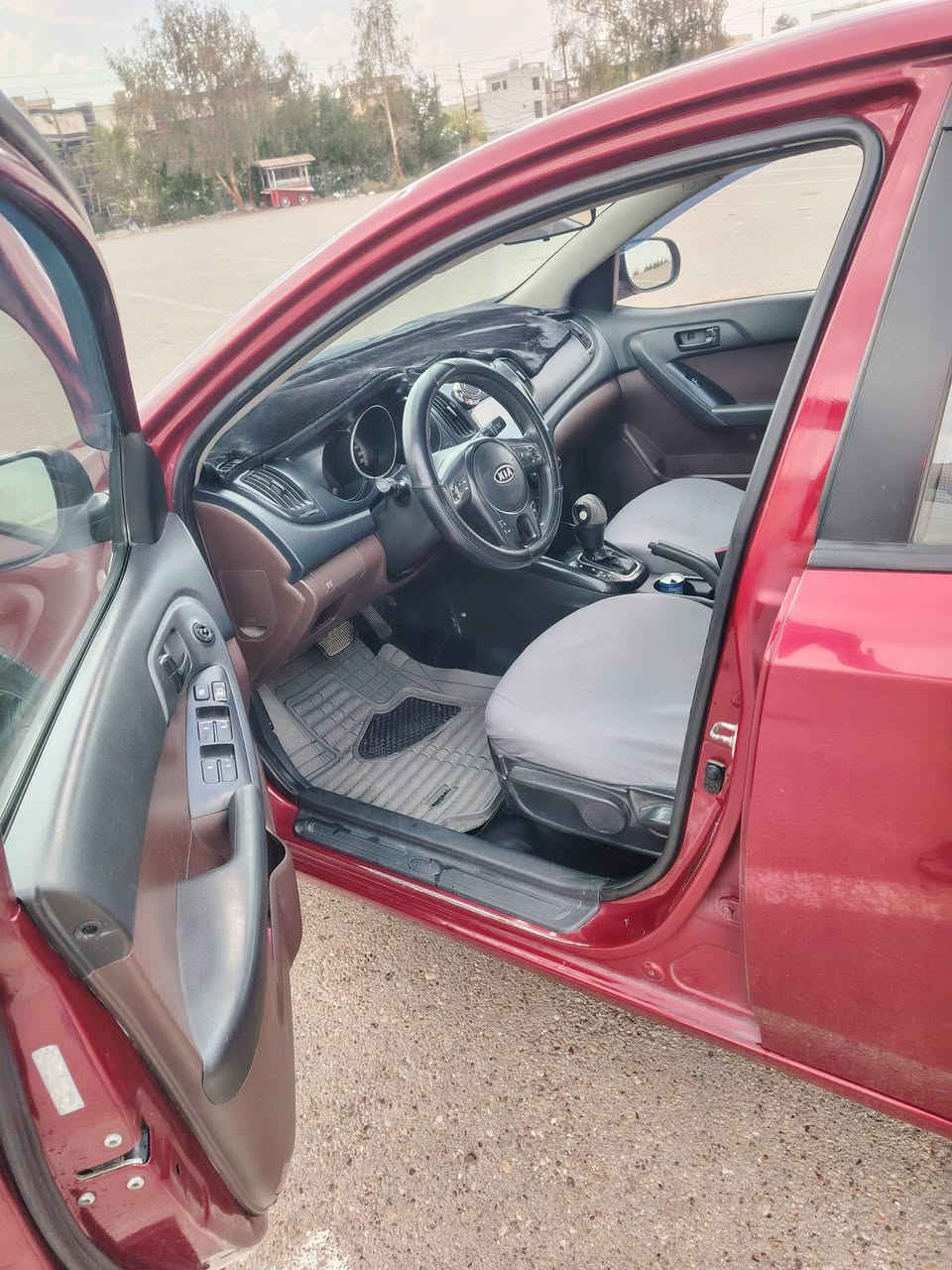 سلام عليكم اخوان سيراتو 2012للبيع ☑️
السياره جاهزه للاخير 💫
محرك 1600 كير ٦نمرر. رياضي💥
بيهه جاملغ امامي لعكس السايق وجاملغ خلفي السياره مصبوغه احزام 🚫
كير محرك تبريد كهربائيات مكفولات ✅
رقم اربيل هزه جديده بسمي السياره سنويه لل 30
سعرهه 83وبيهه مجال مكاني بغداد العامريه *********** 💢
