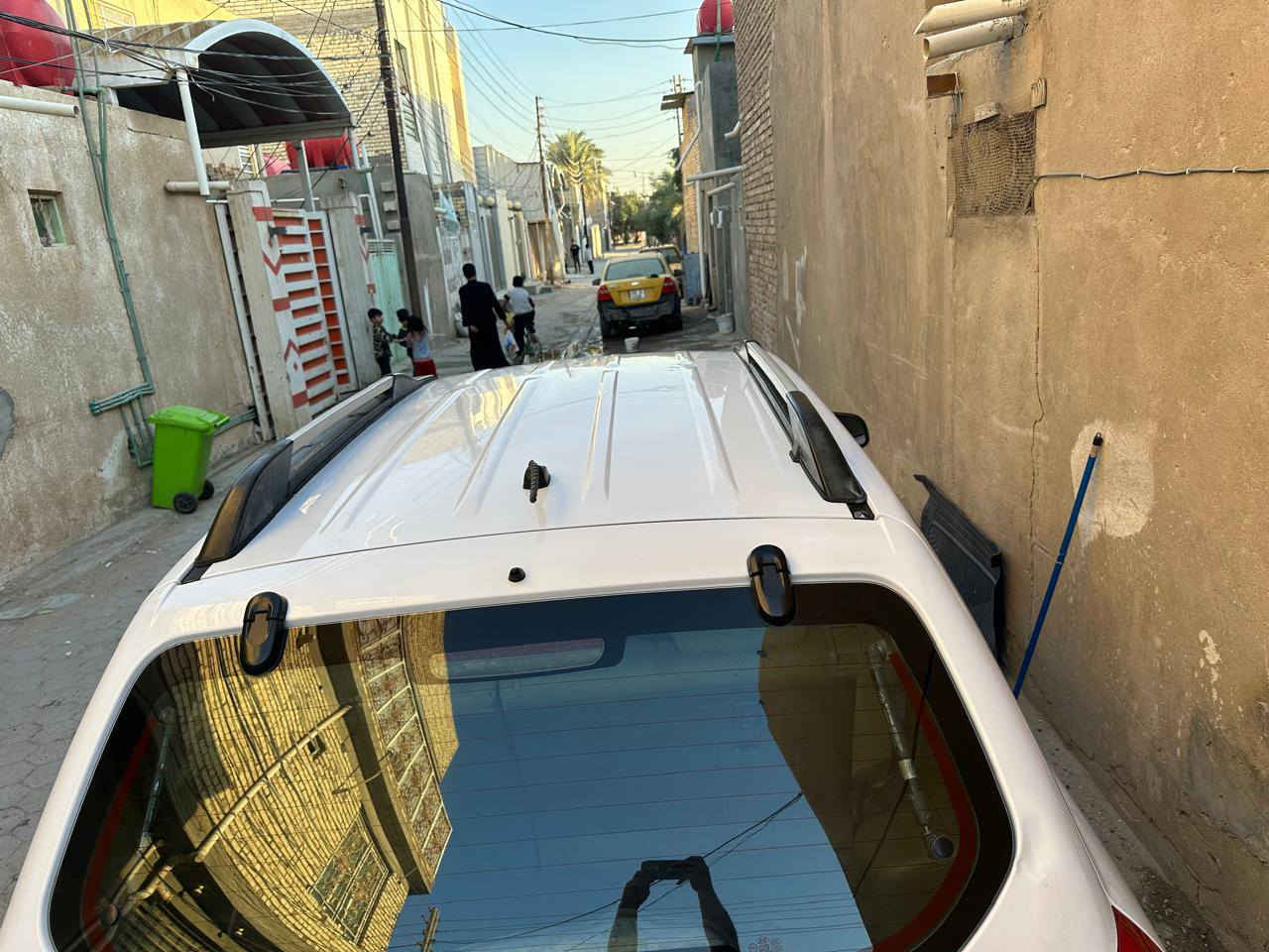 بيع او مراوس حسب القناعه
توكسان 2010 خليجي 
لون ابيض ثلجي المرغوب
محرك 2000/ 4 سلندر دووش المرغوب بدون عيب
كير  اوتوماتيك بدون عيب

داخل صحراوي لونين المرغوب
شاشه ايباد 
لايت كهربائي
بلوجكترات 
دوسات جانبيه
ويل كب 16 وتخم تاير جديد
وباقي المواصفات معروفه …

السياره ترايها حيل ناعم بدون اي نقص جاهزه من كلشي الحمدالله 
السياره بدون حادث شرط كفاله عامه

رقم اربيل الماني  /هزه جديده /براد جديد/يعني كبل تروح للمرور تحول/تحويل ثاني يوم
مكان السياره نجف
للاستفسار ***********
0777 772 3085
