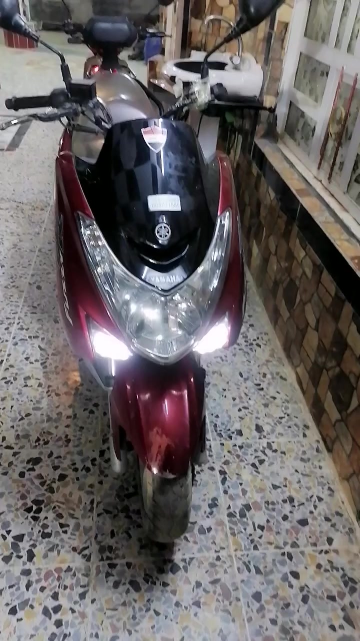 سلا عليكم دراجة ماجستة اس فول نضافة مكفولة من كلشي مامفتوخ برقي بيهة جيب فيتر وفحص محرك خير من الله دراجة نضافة فول دراجة مرقمة وكاملة تحويل ثاني الرقم تصل ودلل ***********
