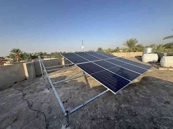� بسم الله الرحمن الرحيم
اللهم صلِّ وسلم على سيدنا محمد وآل بيت محمد

✨ اليوم بفضل الله تعالى تم إكمال تنصيب منظومة طاقة شمسية في محافظة ديالى – قضاء الخالص – منطقة السراجق ☀️

🔋 مواصفات المنظومة:
• السعة: 10 أمبير ليلي نهاري (قابلة للزيادة)
• تم استخدام 8 ألواح لونجي 615 واط – 16 باز بارت 🌞 ضمان 15 سنة
• بطارية ليثيوم 10 كيلو واط ⚡ ضمان 5 سنوات
• انفيرتر 6.2 KW
• تم تجهيز الهيكل ليكون قابل للتوسعة مستقبلاً إلى 16 أمبير مع انفيرتر 20 أمبير 🔧

🛠️ خدماتنا:
• مراجعة دورية شهرية لكل منظومة 🔁
• مراجعة فورية لأي عطل 🧰
• تواصل مباشر مع الزبائن على مدار 24 ساعة 📞

📱 لأي استفسار أو معرفة الأسعار
تواصلوا ويانا عبر الصفحة أو على الرقم: ***********

⚡ التقني للطاقة الشمسية – خبرة تضمن راحتك 🌞
