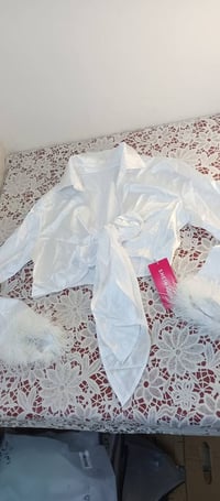 ملابس • أي قطعة • داخل المنشور