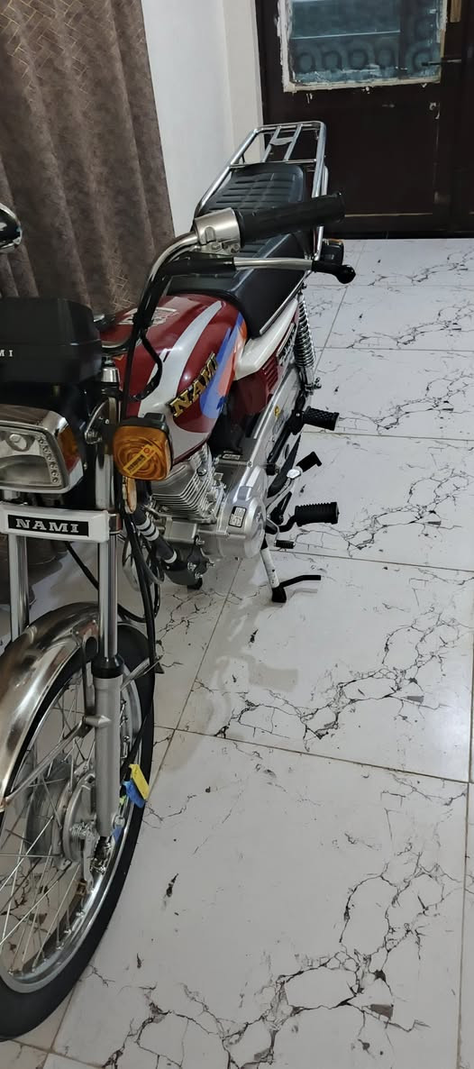 دراجه شاصي متياز 22 تعمير 26شلامجه اصلي      خاص 772 308 7262


**إذا كنت صاحب هذا الإعلان وتريد حذفه لأي سبب، رجاءا أرسل رسالة إلى الدعم الفني**