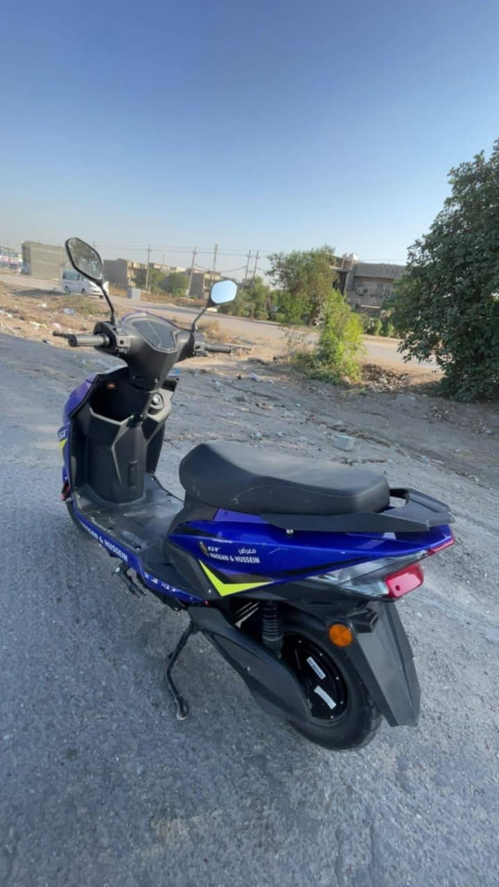 السلام عليكم دراجه سكنس للبيع الدراجه نضيفه ما ناقصها شي استخدام شهرين فقط عدد البطاريات 6 وبيها نظام R وتشغيل عن بعد وبعد بيها هواي مواصفات
السعر 725 وبيها مجال بسيط الشراي مراسله واتساب 
***********
